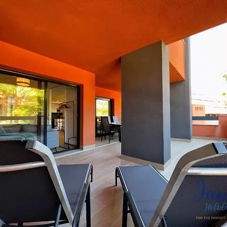 Luxurious 1st Floor With Com Pool Vm22
